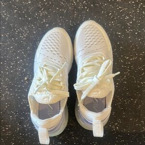 Nike Women's Athletic Shoes - White 27c air max